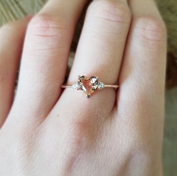 14kt Rose Gold Morganite Sweetheart Ring - Picture 1 of 6